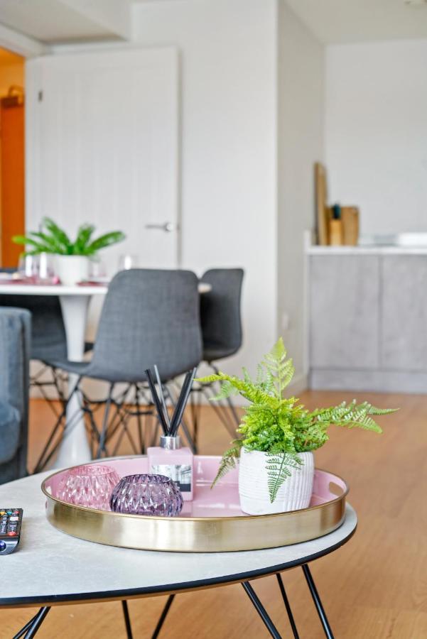Stunning 2 Bedroom Apartment Leeds  Exterior foto